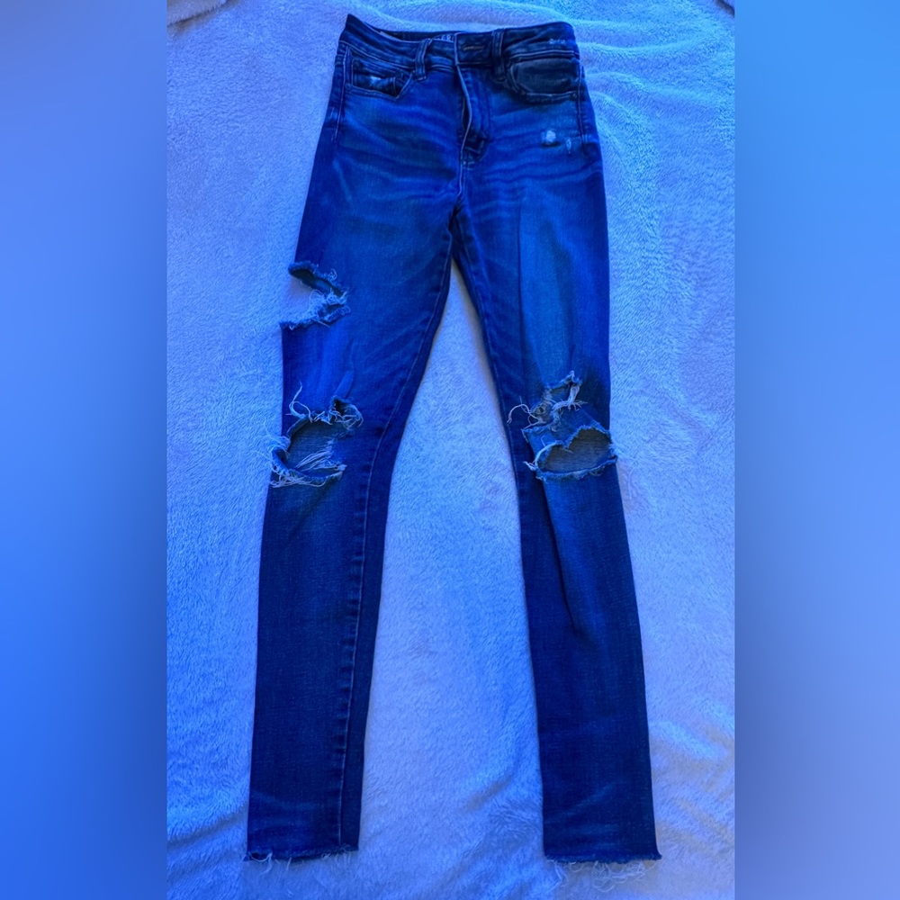 AE gently worn skinny jeans